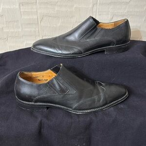 Johnston & Murphy Mens Black dress shoes size 11